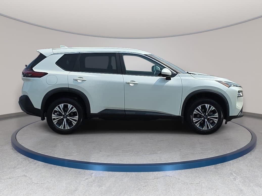 Used 2023 Nissan Rogue SV FWD image 4