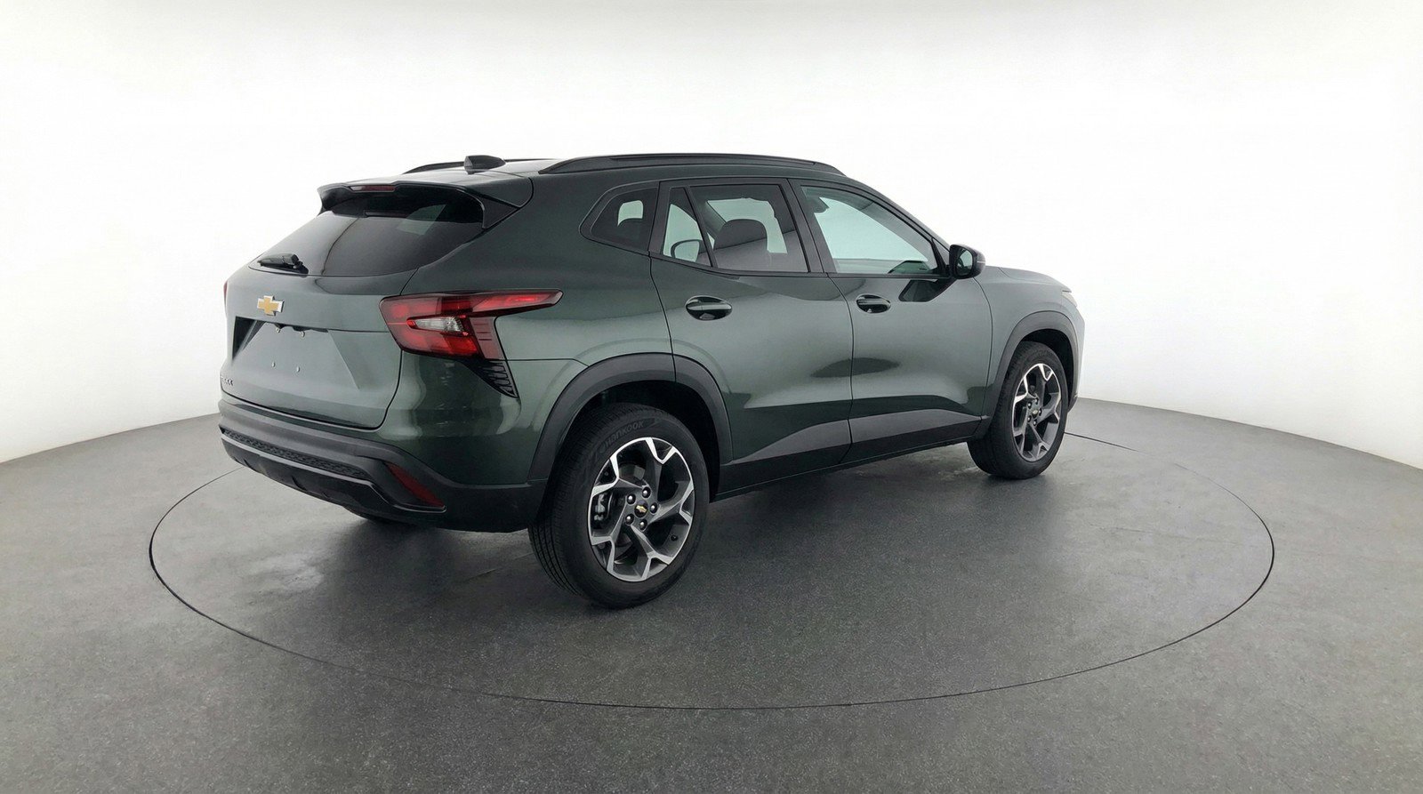 Used 2025 Chevrolet Trax LT image 9