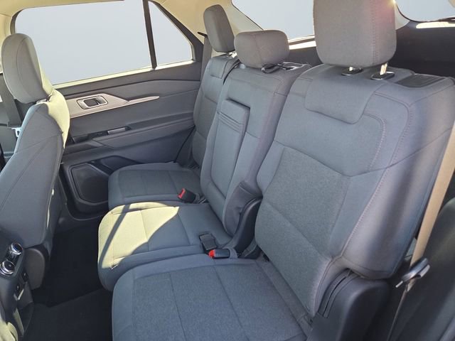 Used 2025 Ford Explorer Active image 13