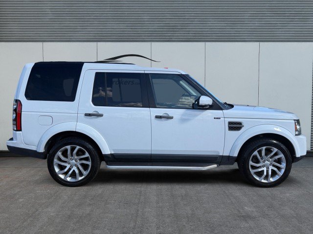 Used 2016 Land Rover LR4 HSE AWD/4WD image 9