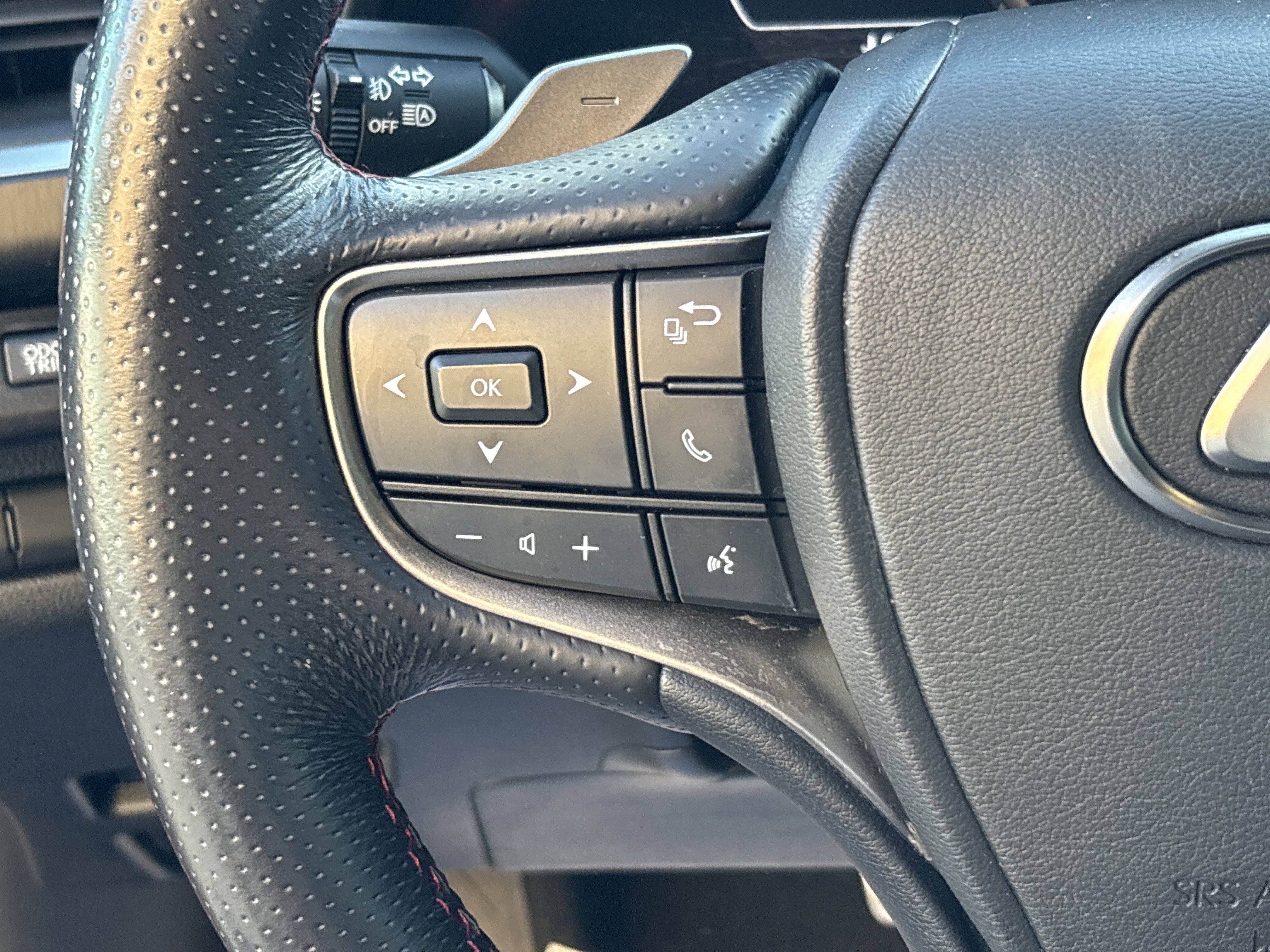 Used 2021 Lexus UX 250h F Sport w/ F Sport Premium Package image 19