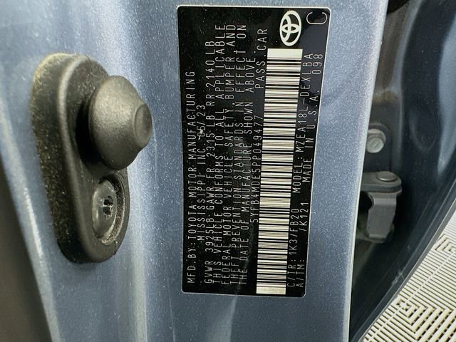 Used 2023 Toyota Corolla LE image 29