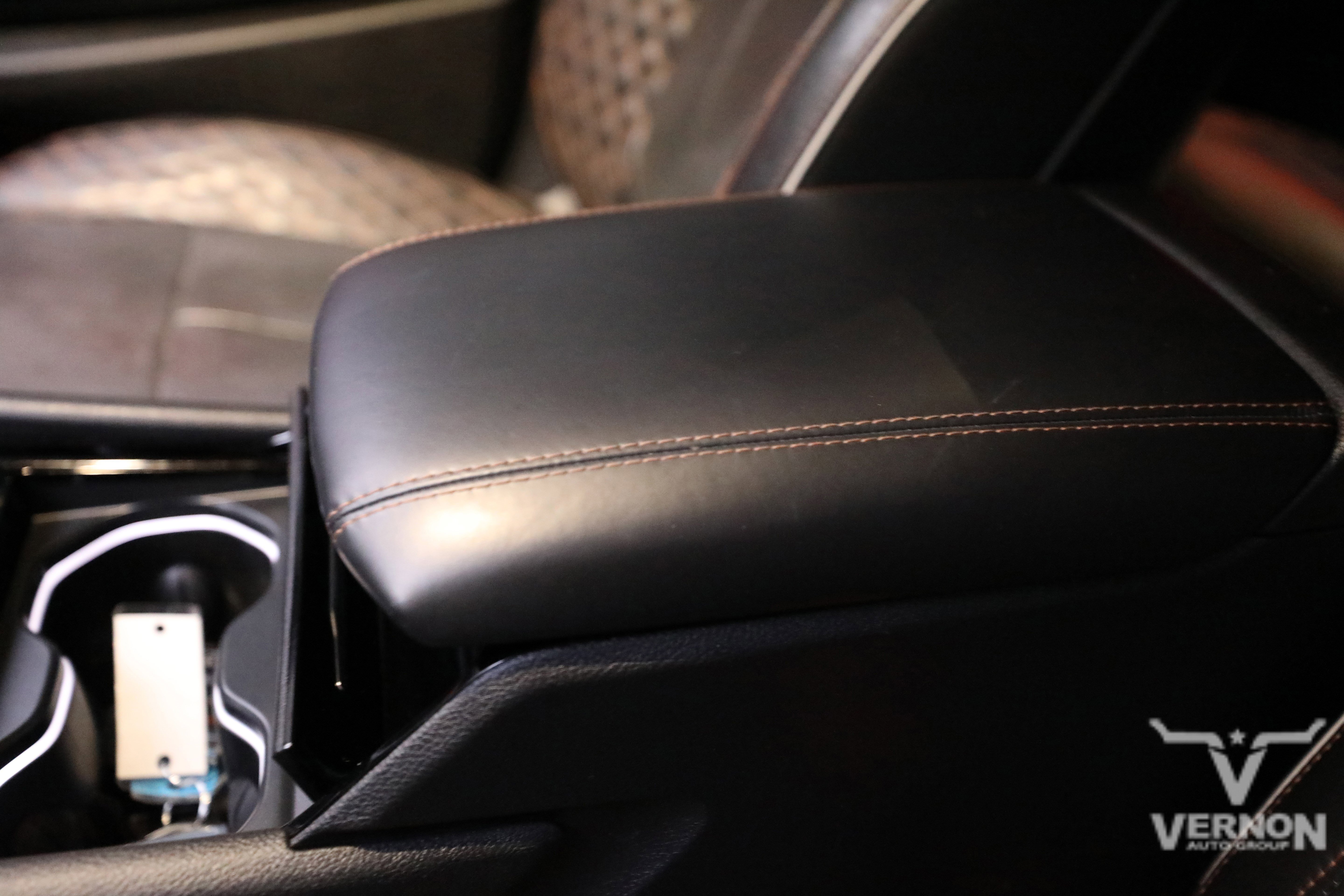 Used 2022 Jeep Grand Cherokee L Summit w/ Luxury Tech Group V image 16