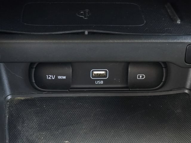 Used 2022 Kia Soul Turbo FWD image 29