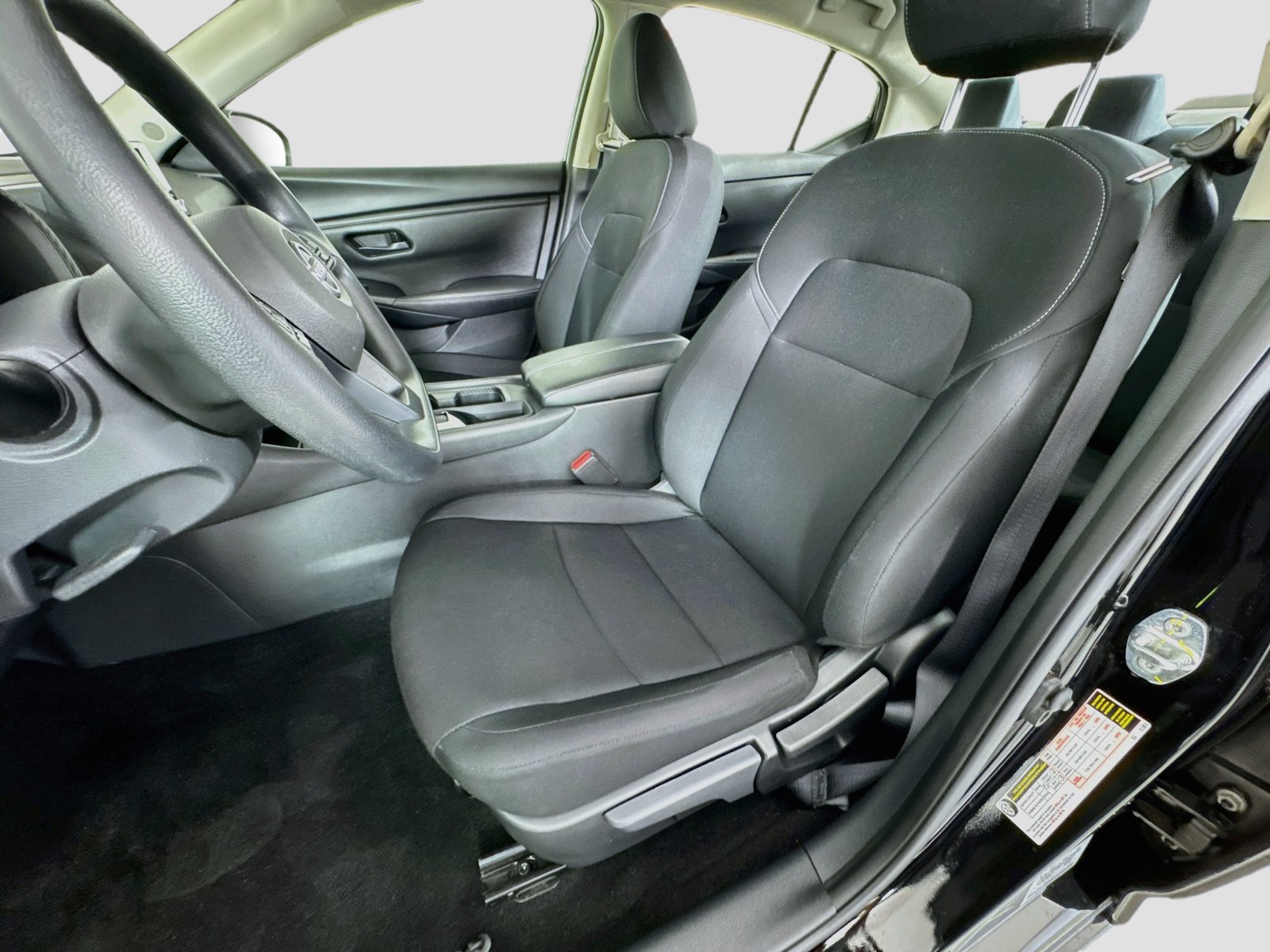 Used 2025 Nissan Sentra S FWD image 11