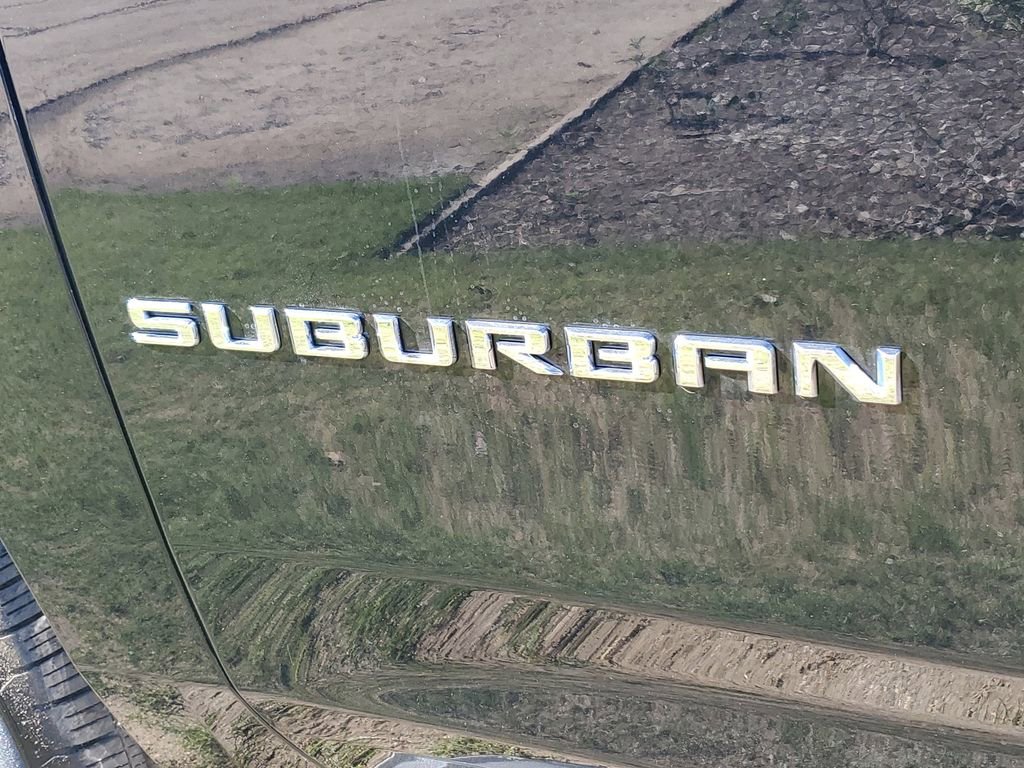 New 2026 Chevrolet Suburban LS image 7