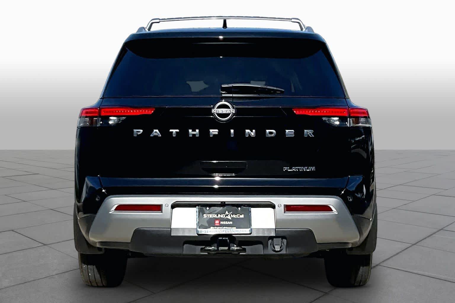 Certified 2024 Nissan Pathfinder Platinum FWD image 5