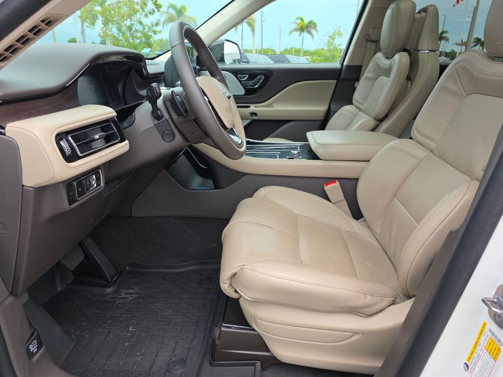 Used 2024 Lincoln Aviator Reserve w/ Equipment Group 201A AWD/4WD image 30