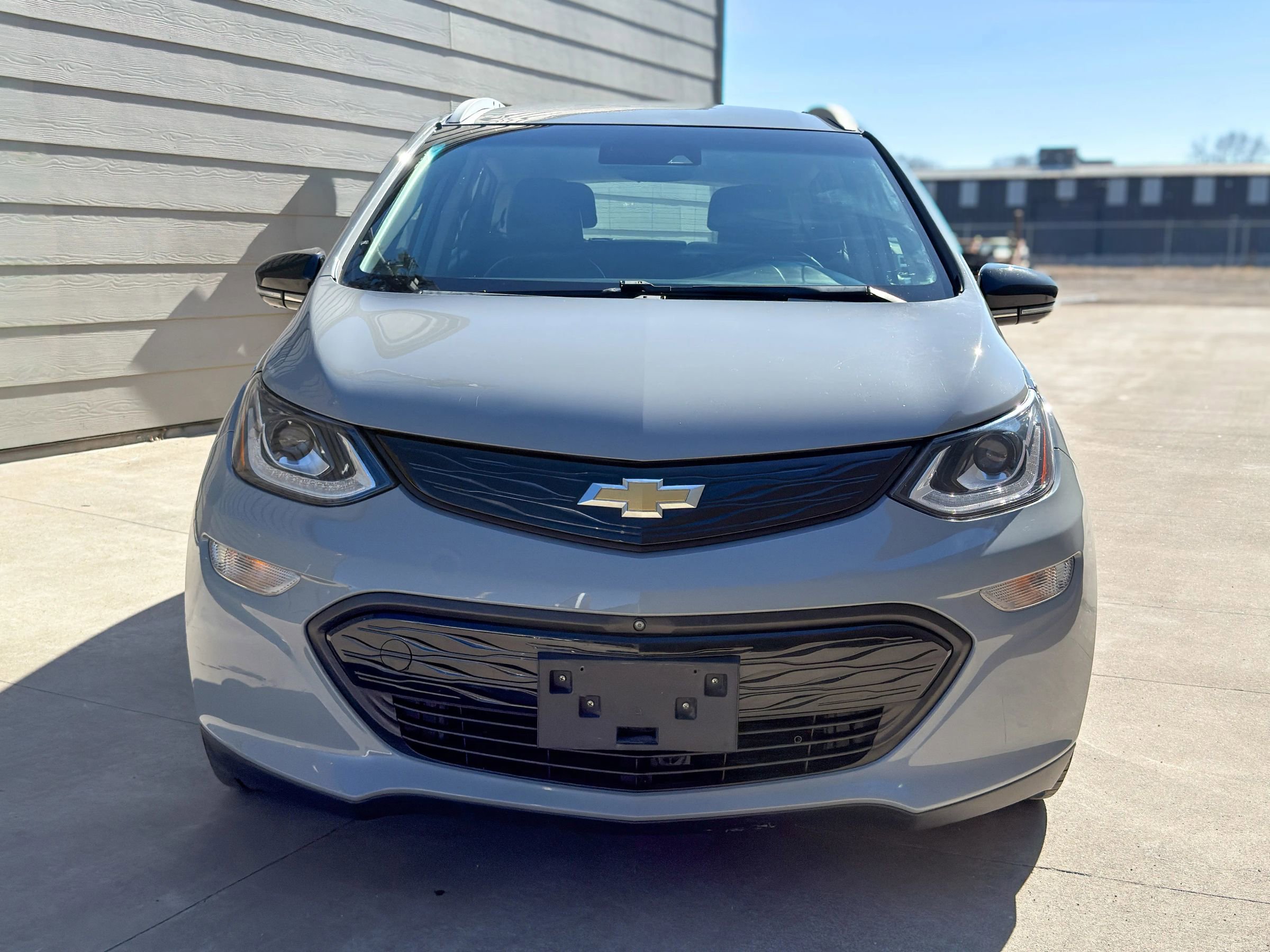 Used 2020 Chevrolet Bolt Premier w/ Infotainment Package image 2