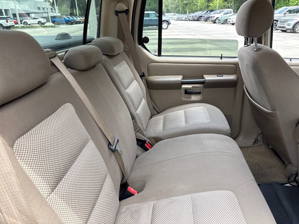 Used 2004 Ford Explorer Sport Trac XLS RWD image 28