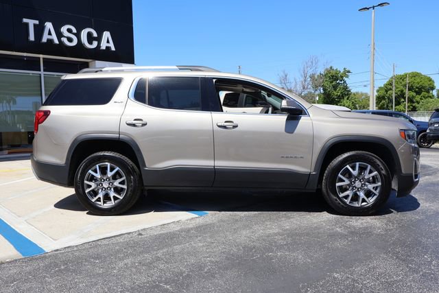 Certified 2022 GMC Acadia SLT w/ Technology Package image 10