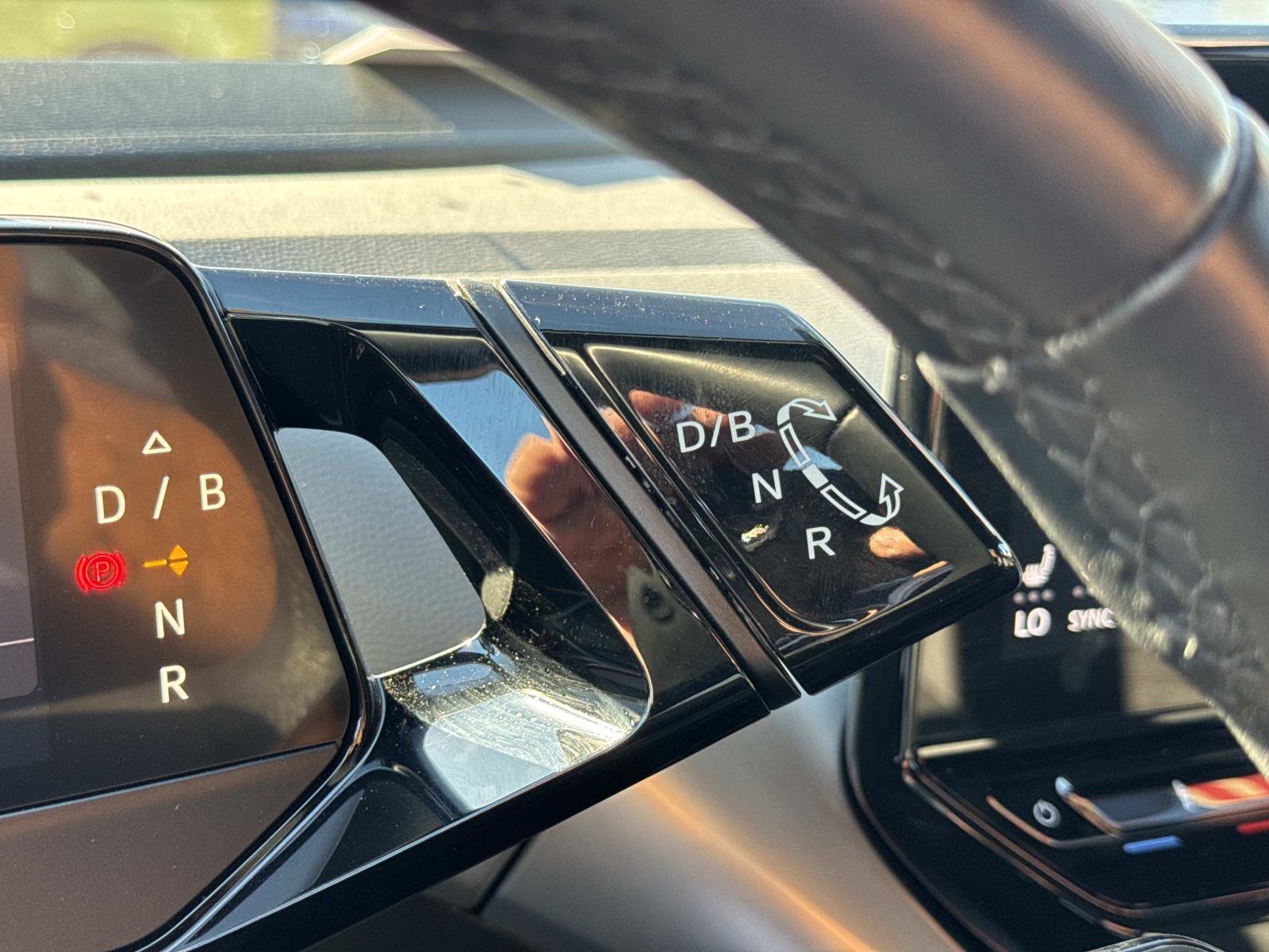 Certified 2022 Volkswagen ID.4 Pro image 20