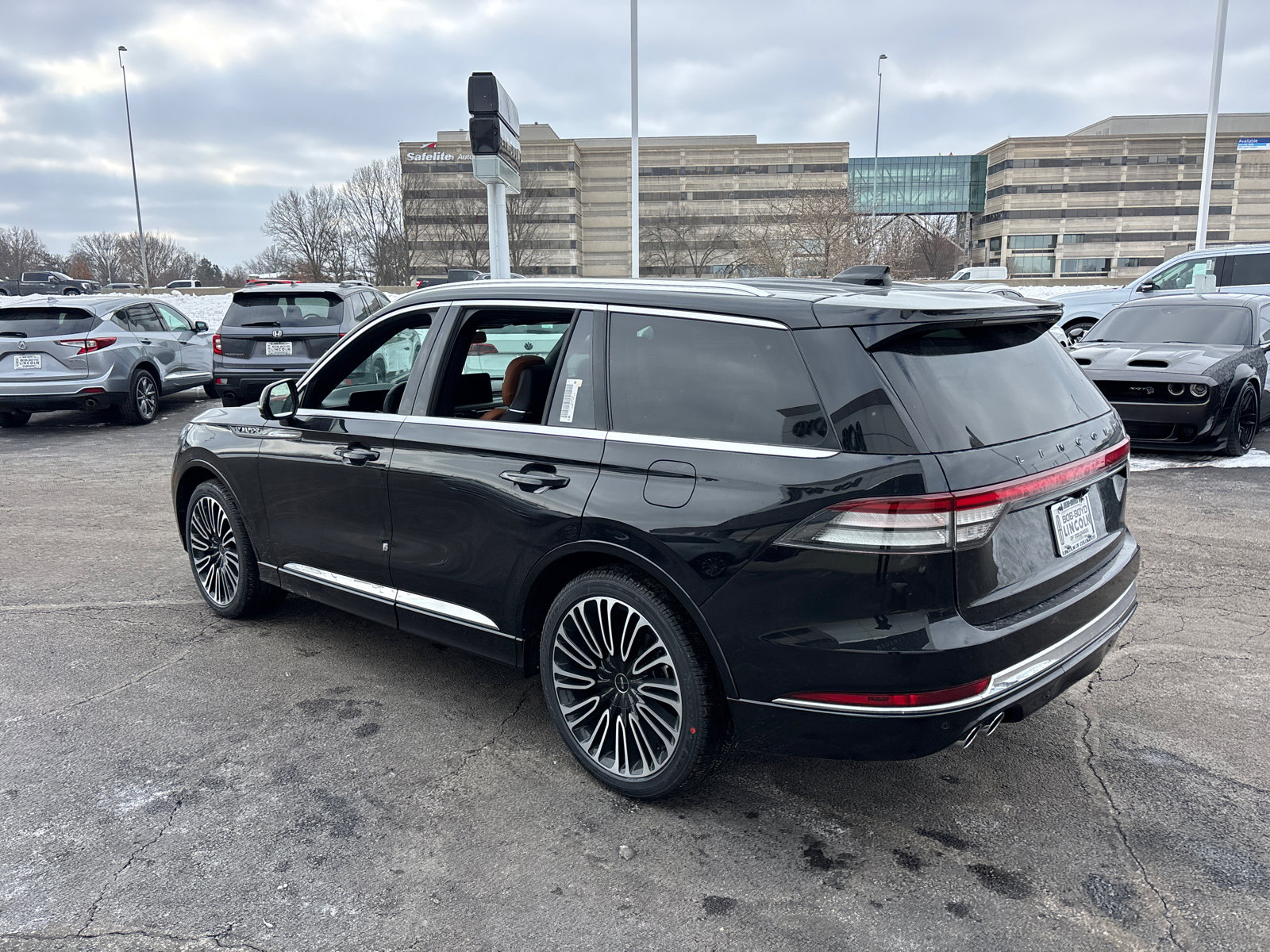 New 2026 Lincoln Aviator Black Label w/ Dynamic Handling Package image 5