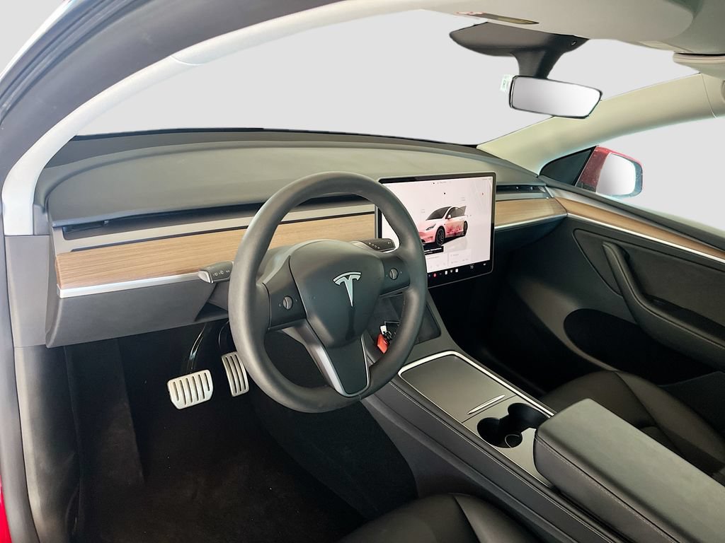 Used 2024 Tesla Model Y Performance AWD/4WD image 9