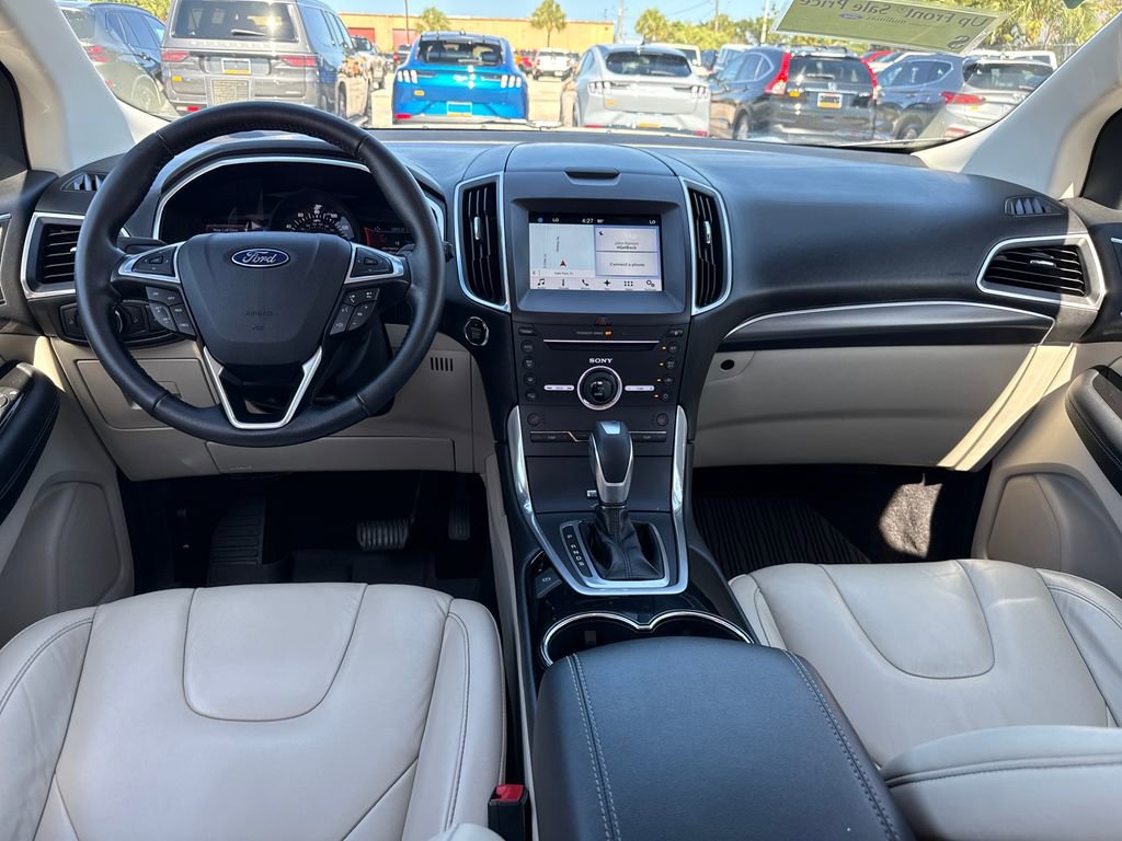 Used 2016 Ford Edge Titanium w/ Technology Package FWD image 6