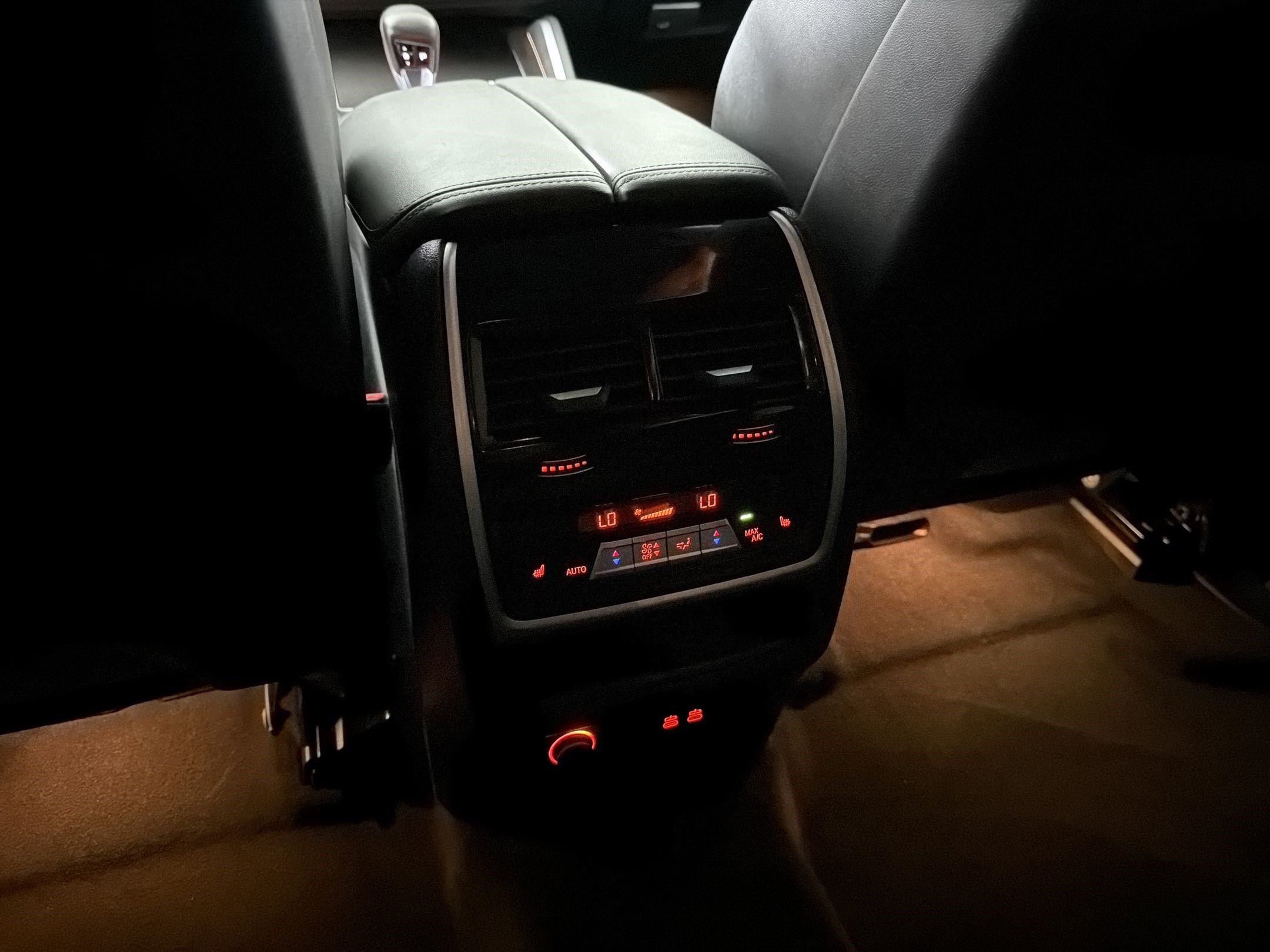 Used 2023 BMW XM AWD/4WD image 31