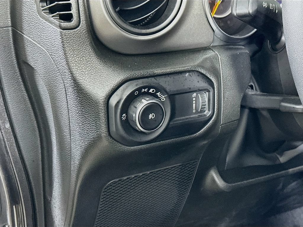 Used 2023 Jeep Wrangler Sport AWD/4WD image 20