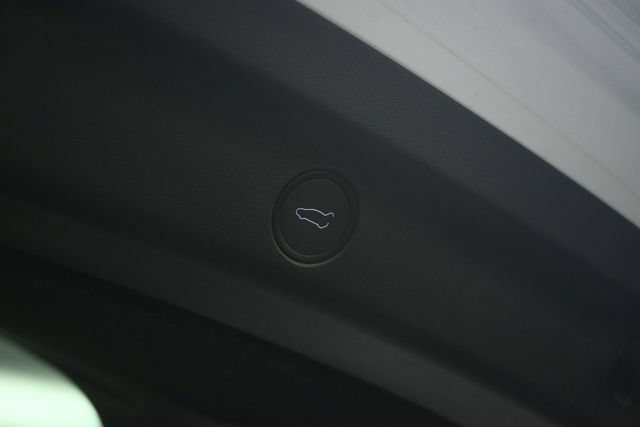 Used 2020 Tesla Model Y Long Range AWD/4WD image 64