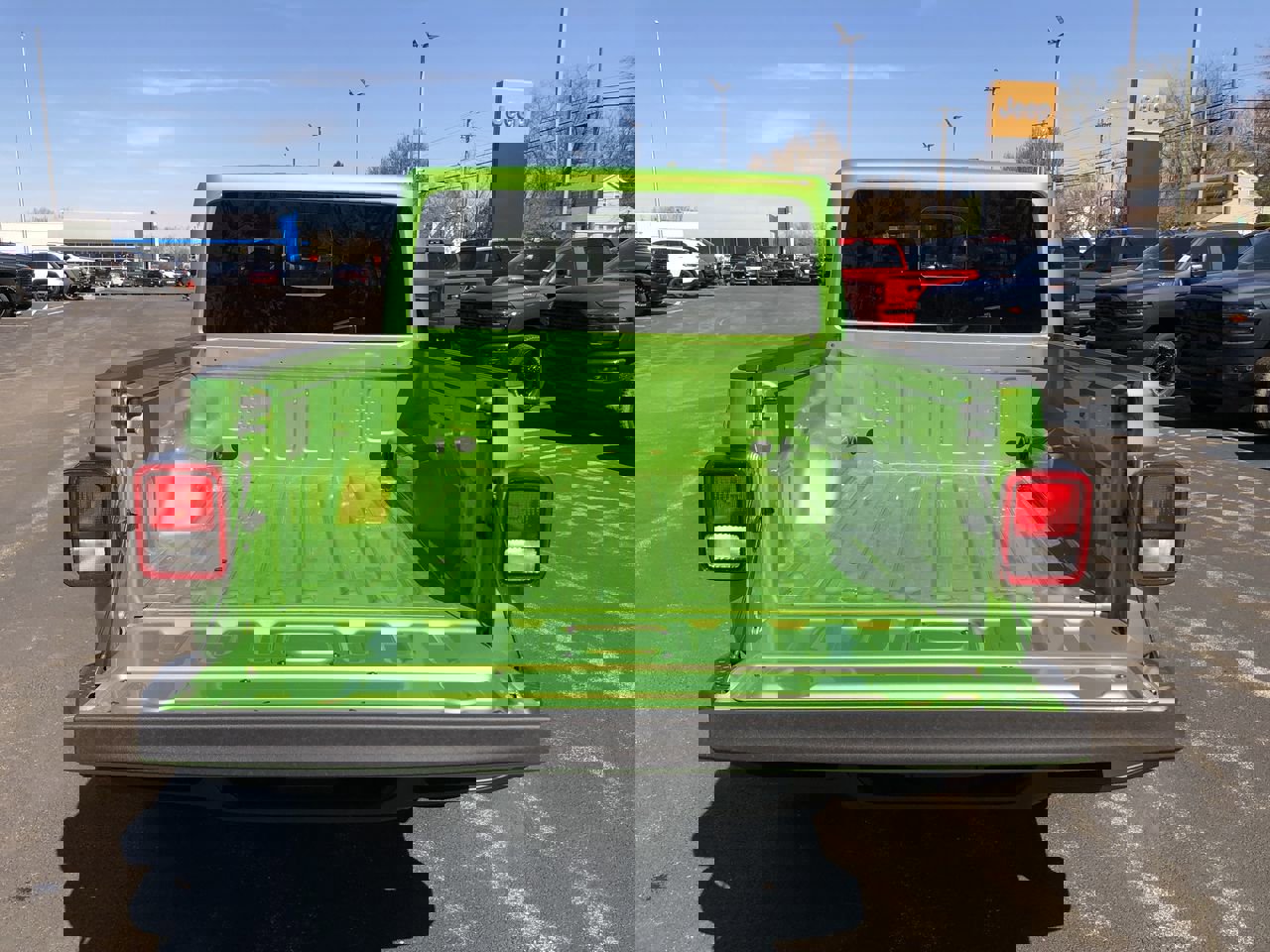 New 2026 Jeep Gladiator Sport image 17