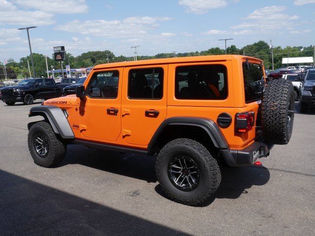 New 2025 Jeep Wrangler Unlimited Rubicon w/ XTREMEE 35" Tire Package image 12