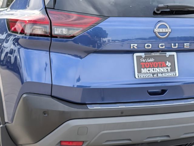 Used 2023 Nissan Rogue SV FWD image 8