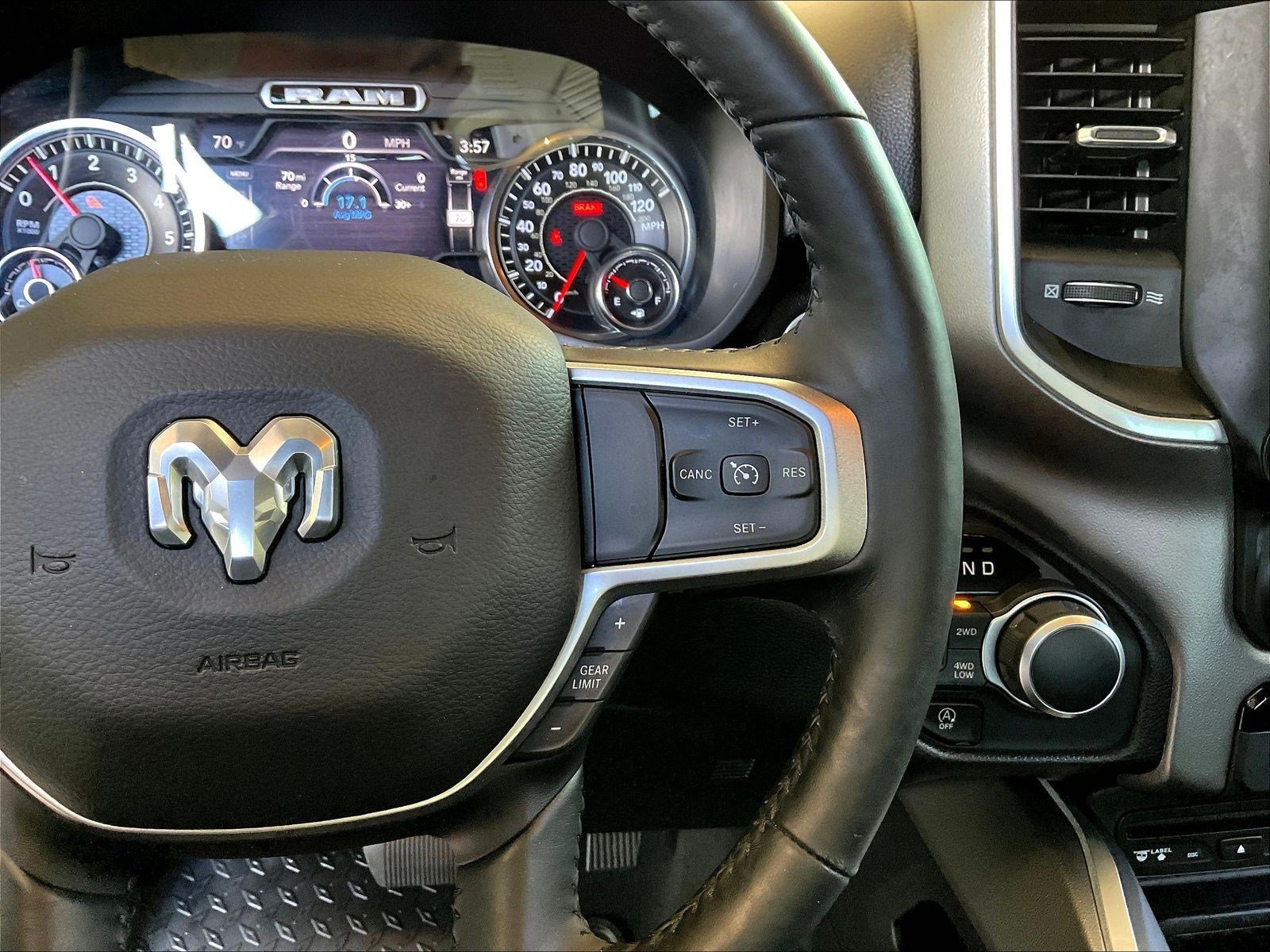 Used 2019 RAM 1500 Big Horn AWD/4WD image 13