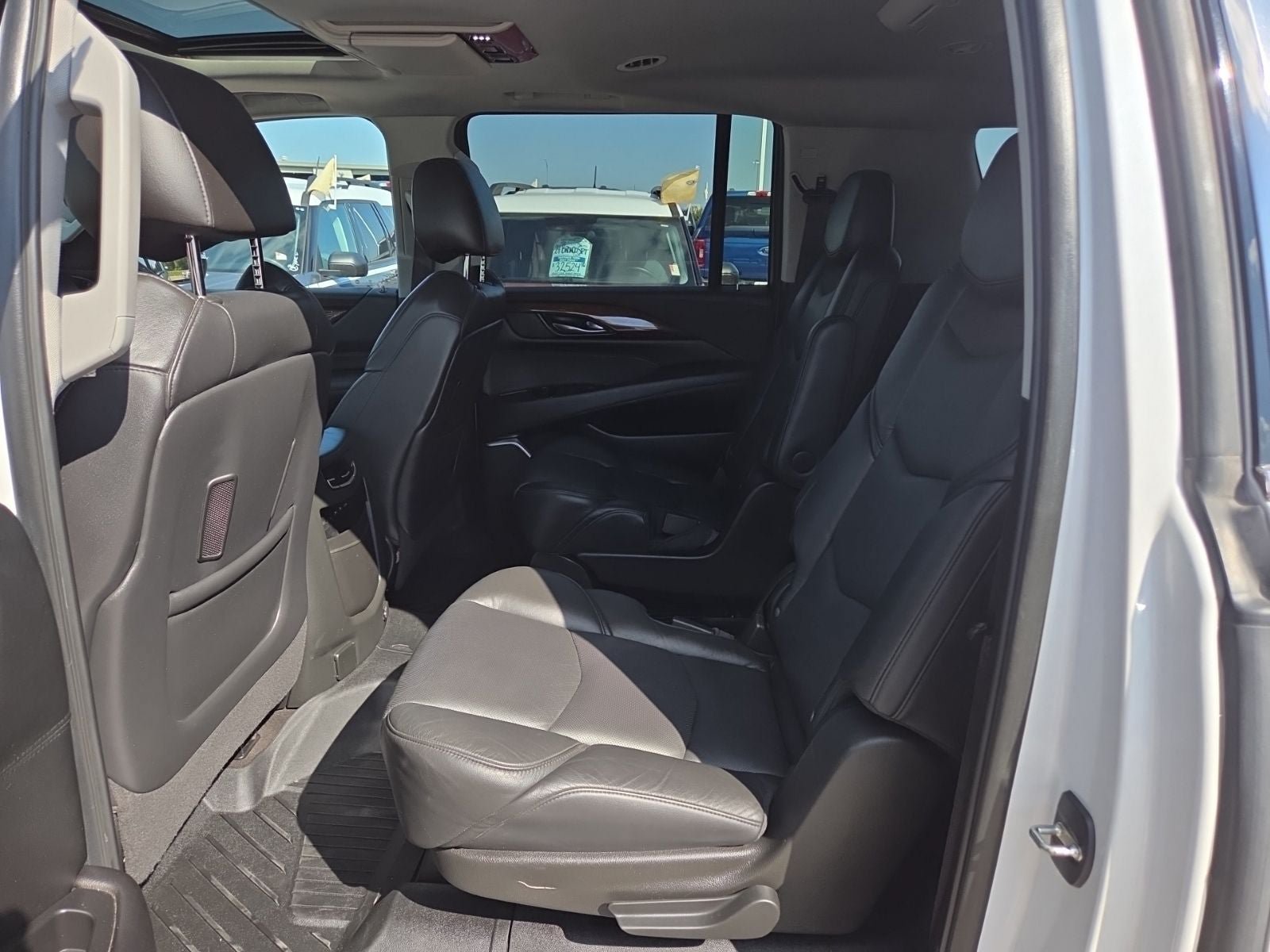 Used 2020 Cadillac Escalade ESV Premium Luxury AWD/4WD image 46