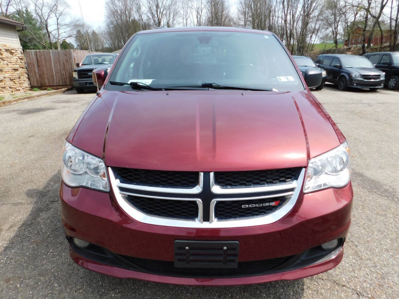 Used 2020 Dodge Grand Caravan SXT FWD image 9