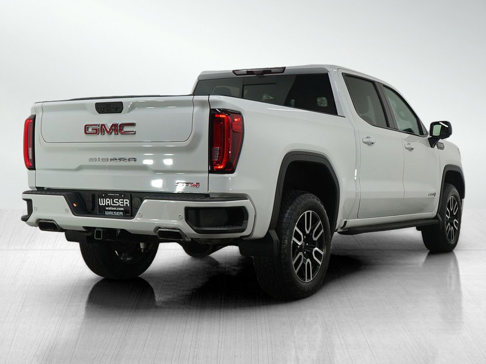 Used 2021 GMC Sierra 1500 AT4 w/ AT4 Premium Package image 5