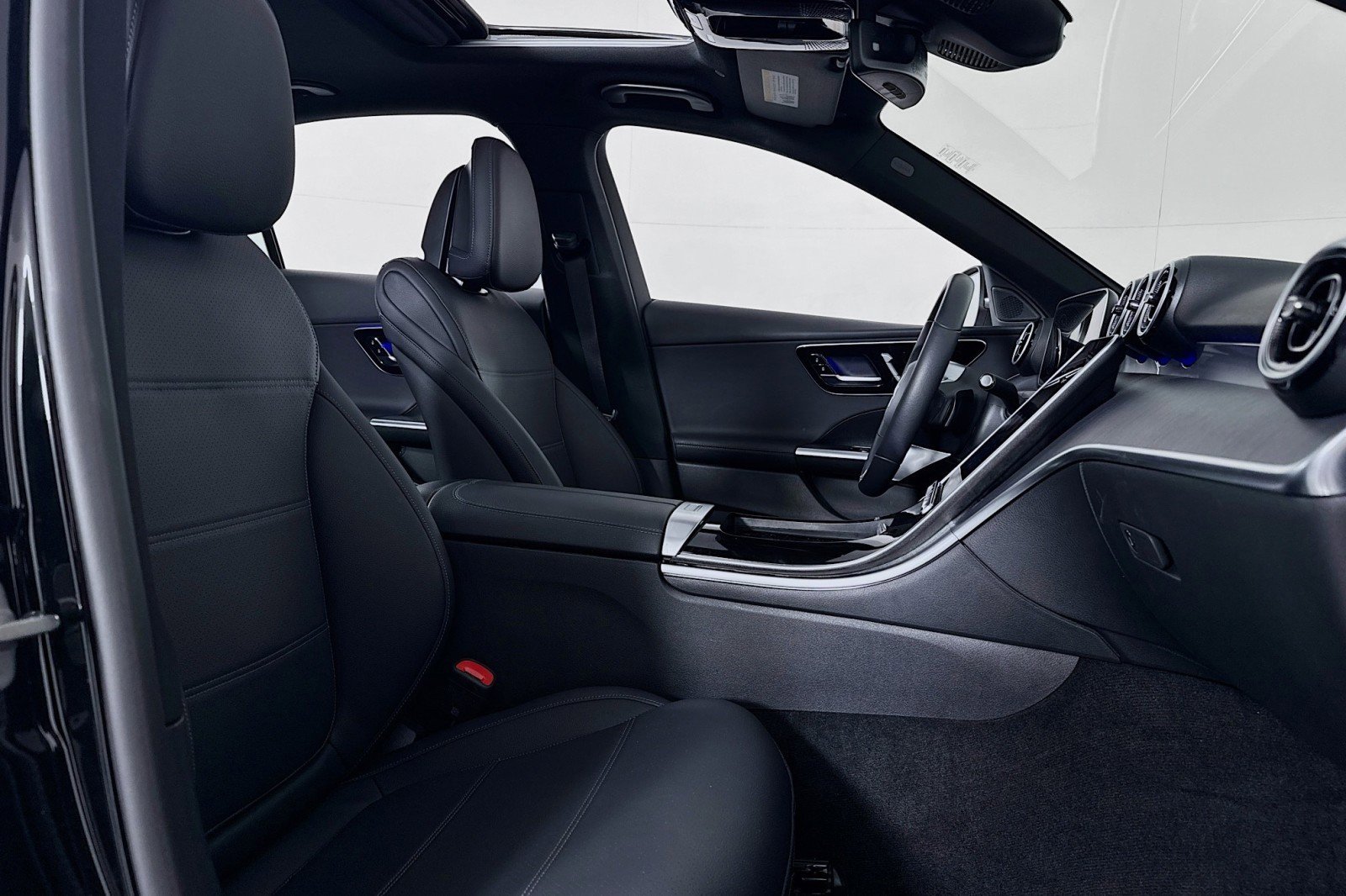 Certified 2025 Mercedes-Benz C 300 Sedan image 7