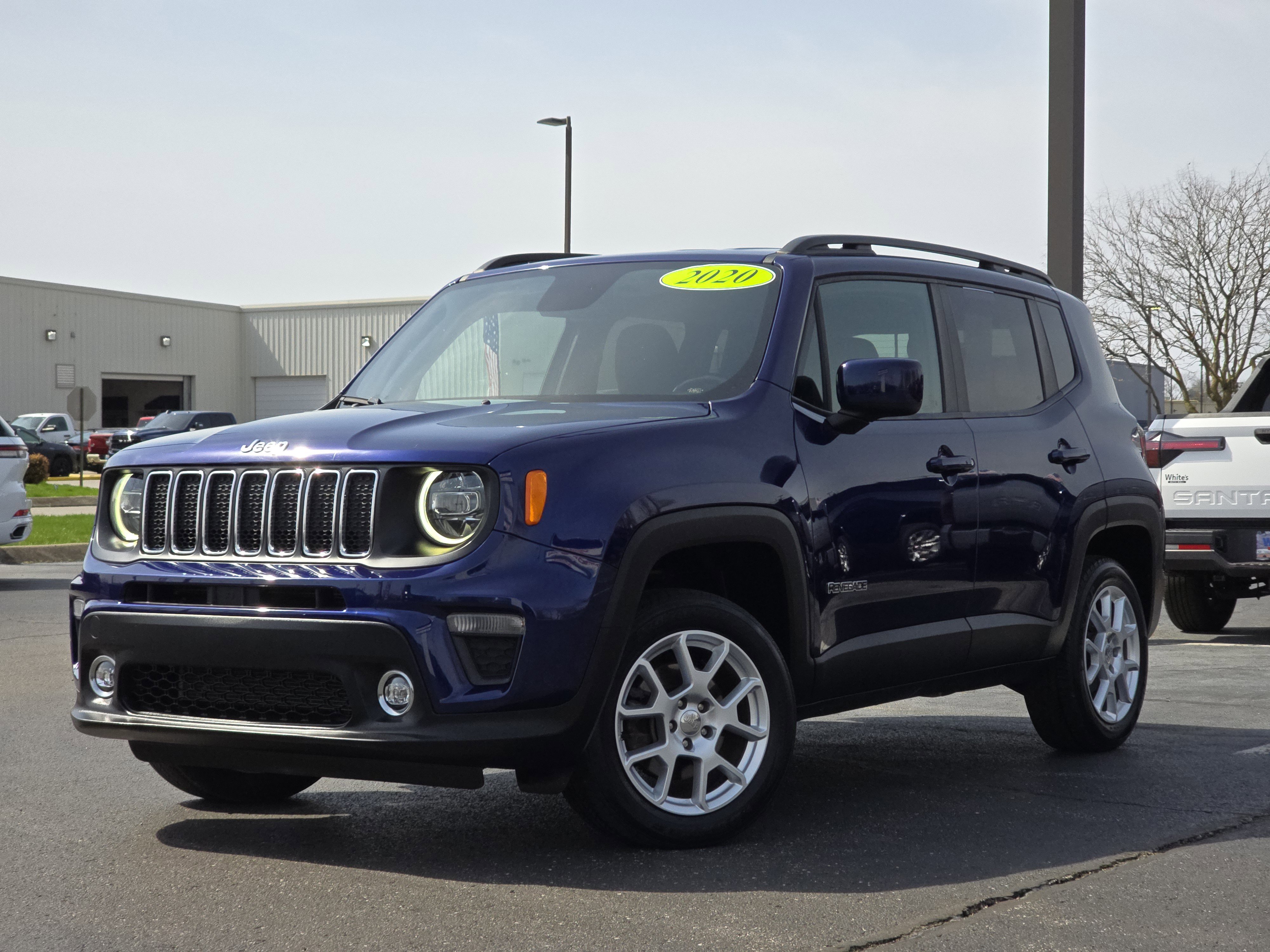Used 2020 Jeep Renegade Latitude w/ Cold Weather Group image 1
