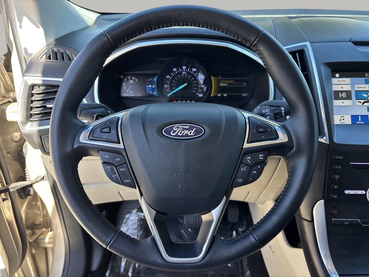 Used 2018 Ford Edge Titanium image 28