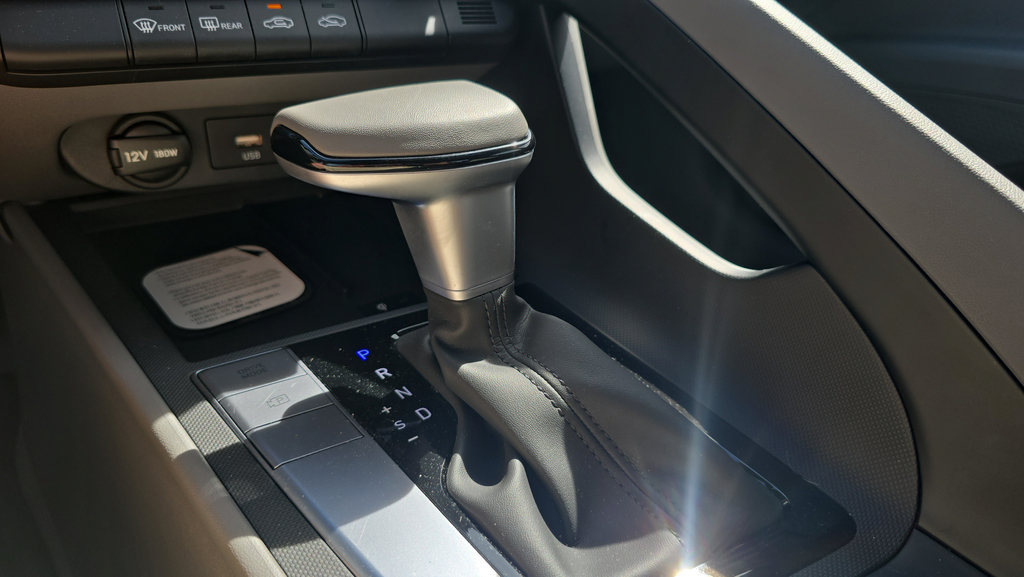Certified 2026 Hyundai Elantra Sport FWD image 22