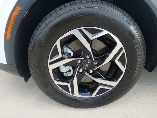 Used 2024 Kia Sportage LX image 27