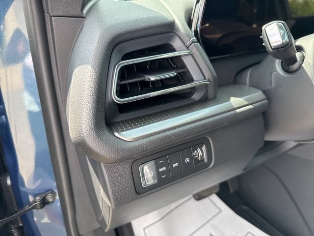 Used 2026 Chevrolet Traverse LT w/ Sun and Wheel Package AWD/4WD image 11