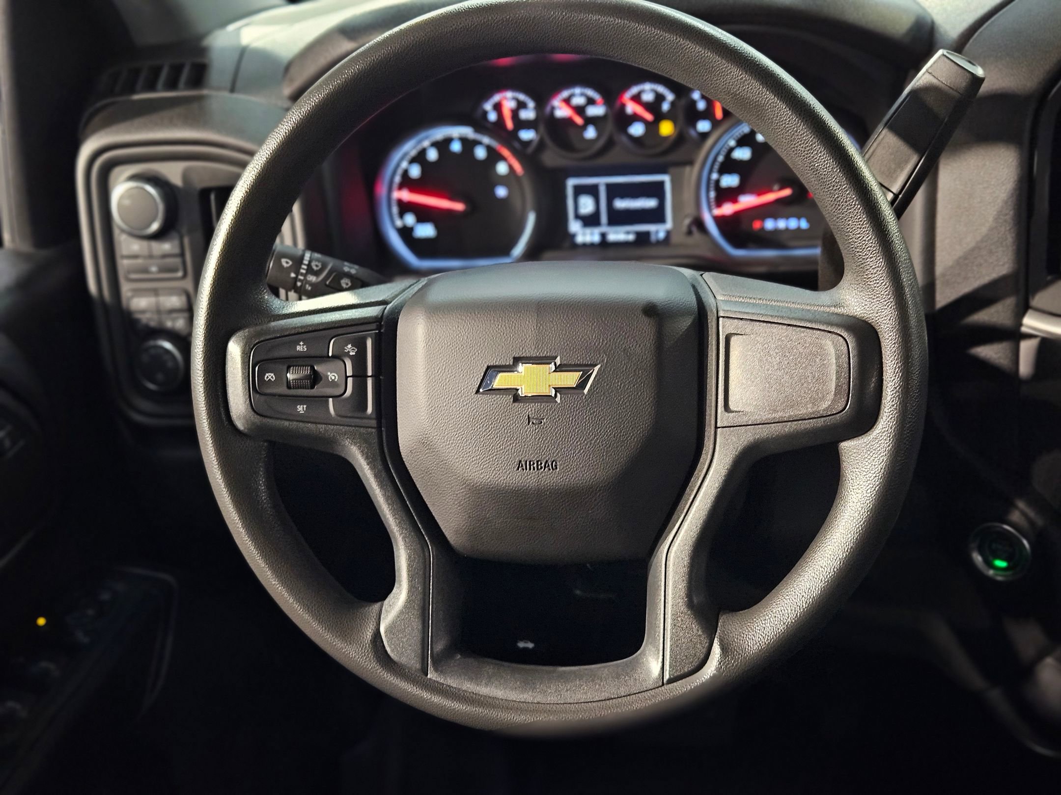 Used 2024 Chevrolet Silverado 2500 Custom w/ Custom Value Package image 26