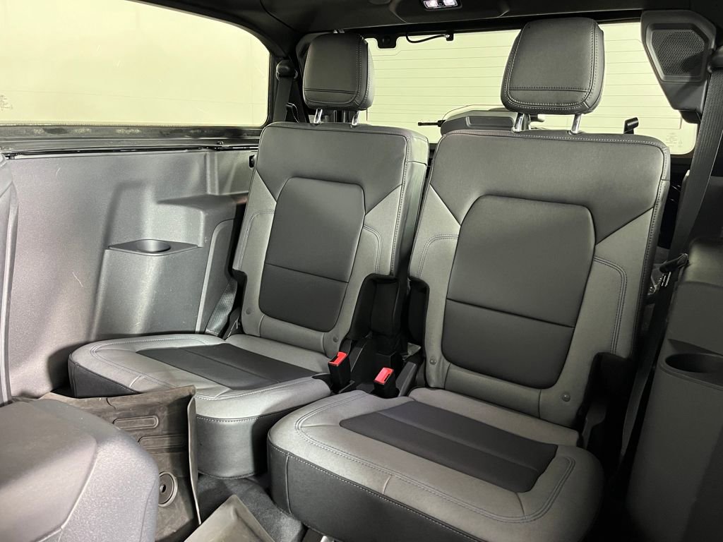 Used 2022 Ford Bronco Black Diamond image 12