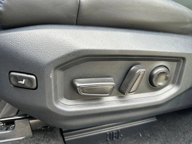 Used 2025 Toyota Tundra Platinum w/ TRD Off-Road Package AWD/4WD image 32