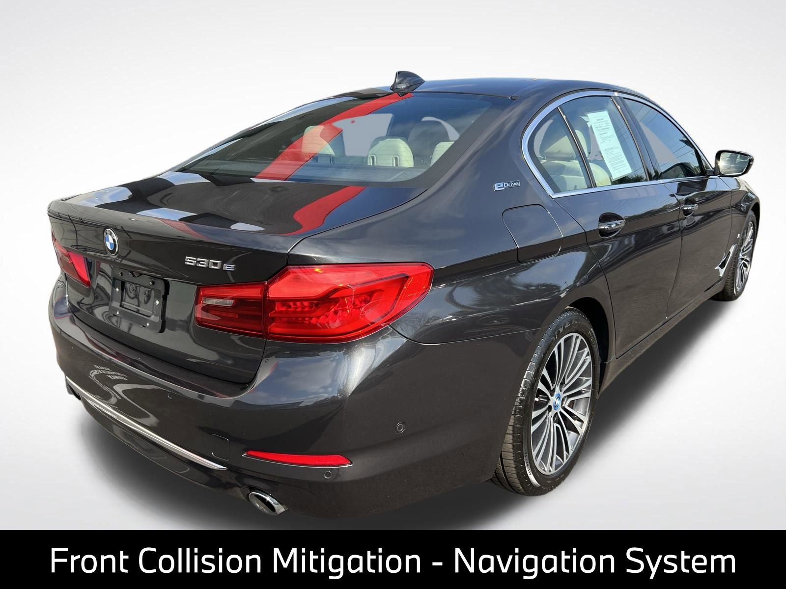 Used 2018 BMW 530e RWD image 9