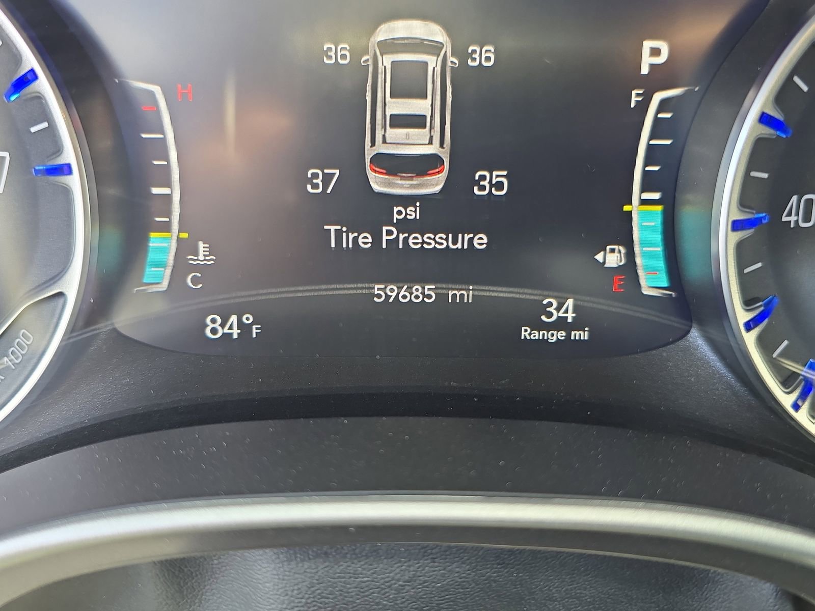 Used 2023 Chrysler Pacifica Touring-L FWD image 26