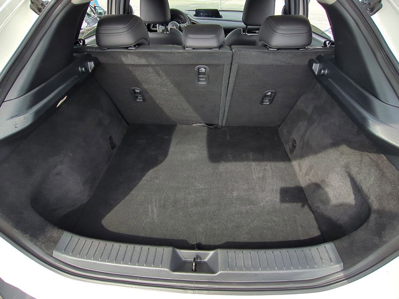 Used 2025 MAZDA CX-30 AWD 2.5 S w/ Preferred Package image 26