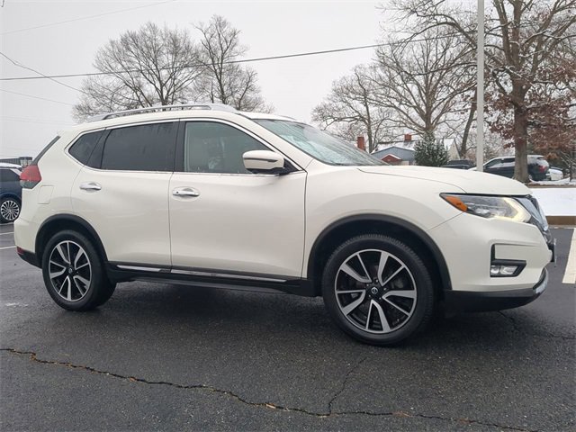 Used 2018 Nissan Rogue SL w/ Premium Package