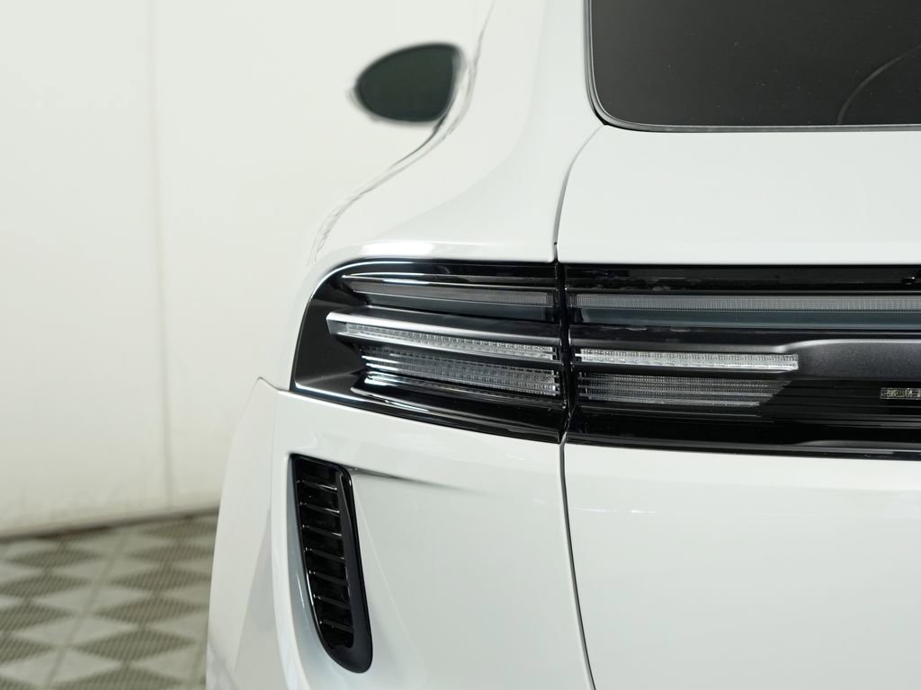 New 2026 Porsche Macan Turbo Electric image 13