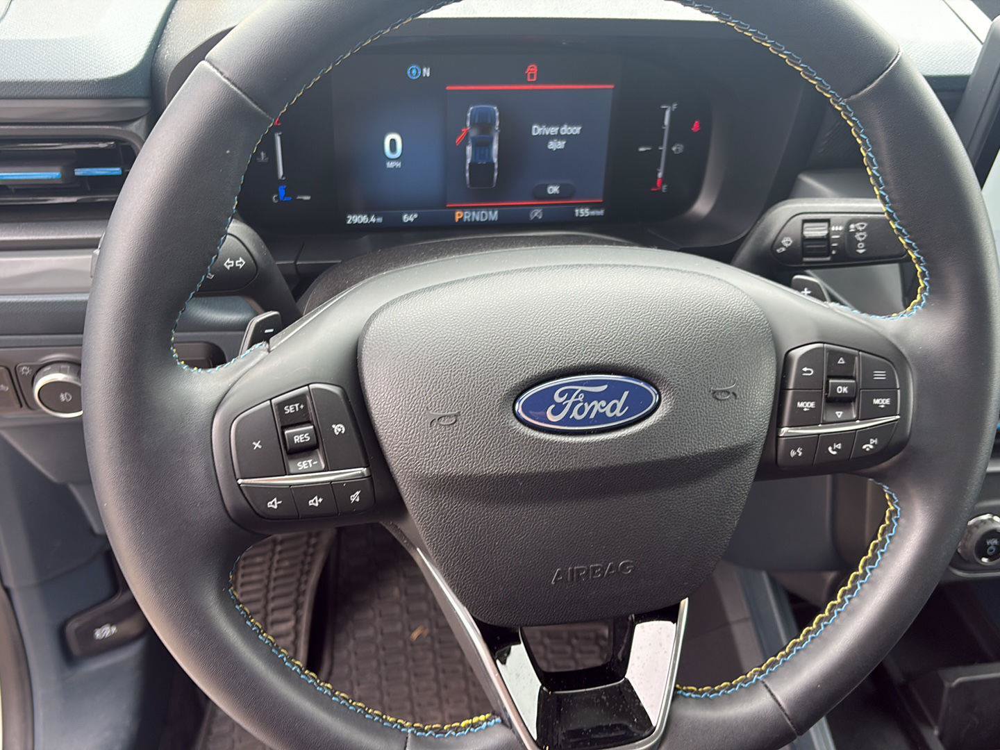 Used 2025 Ford Maverick Lobo AWD/4WD image 16