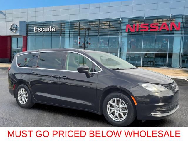 Used 2023 Chrysler Voyager LX