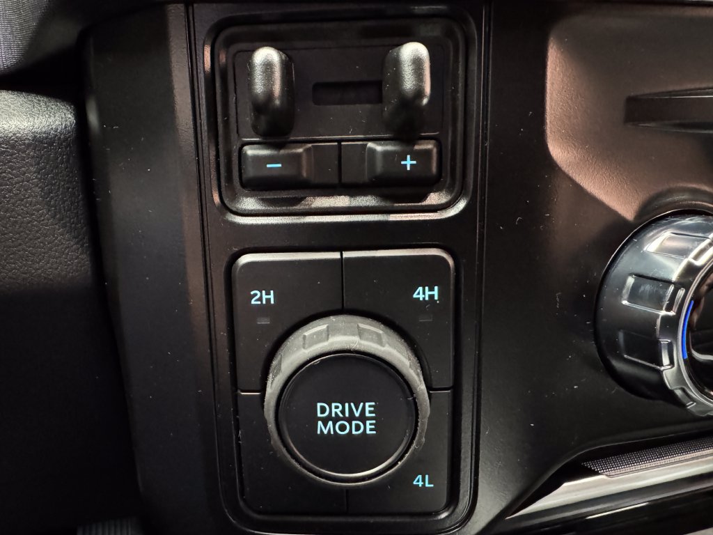 New 2026 Ford F350 Platinum AWD/4WD image 24