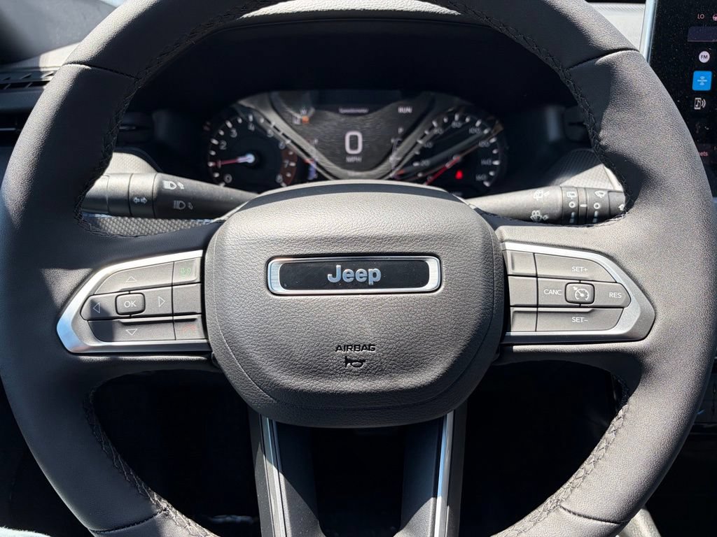 New 2026 Jeep Compass Latitude AWD/4WD image 36