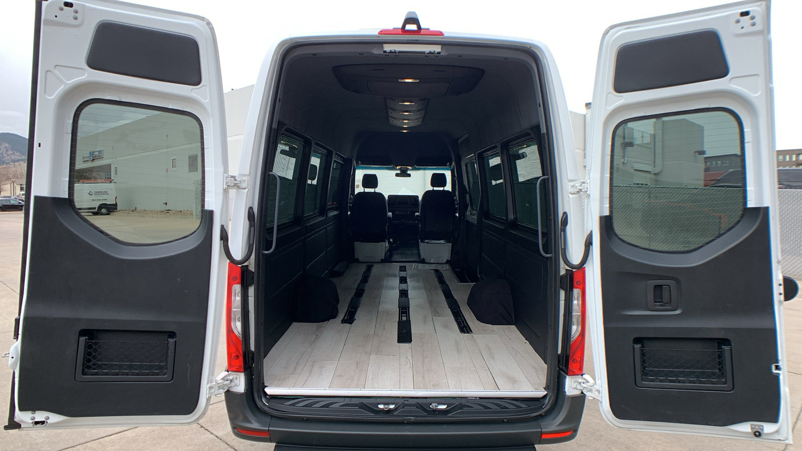 Used 2020 Mercedes-Benz Sprinter 3500 image 22