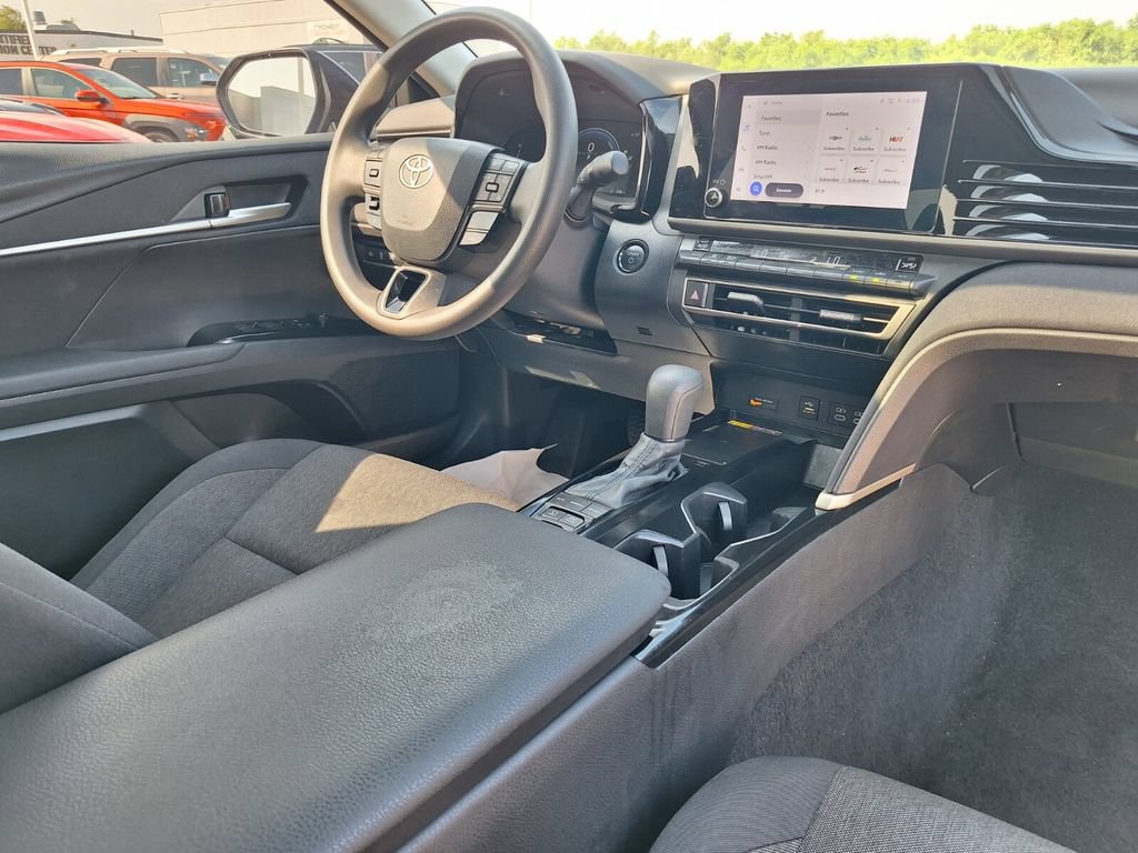 Used 2025 Toyota Camry LE w/ Convenience Package FWD image 26