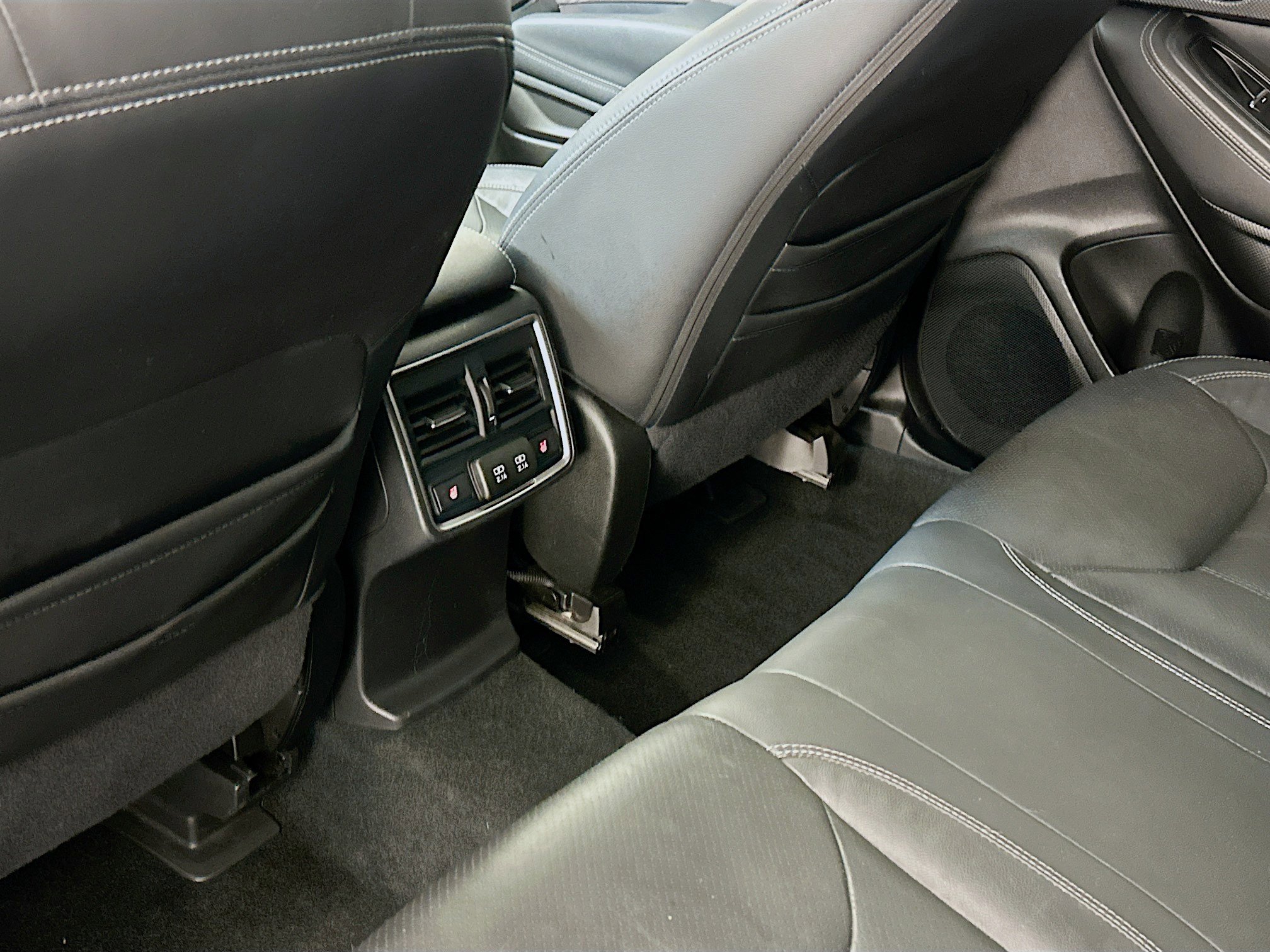 Used 2019 Subaru Forester Touring image 29